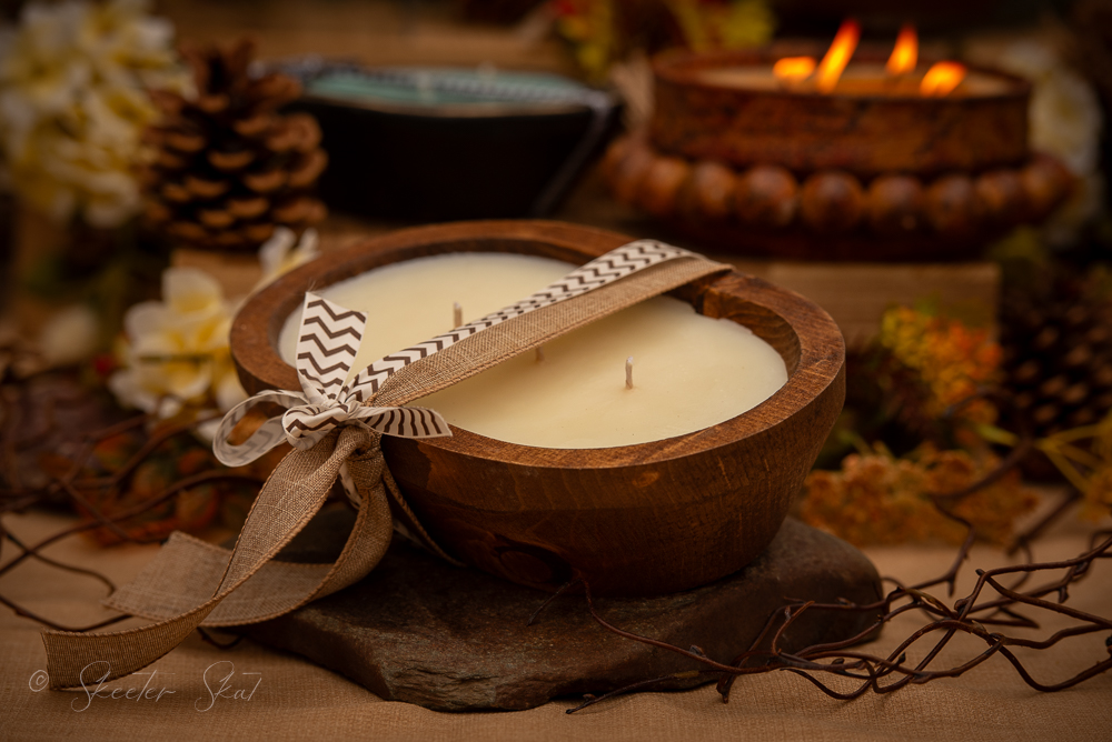 Mosquito Repelling Candles Dark Natural Wood Bowl Lemon Pine - Image 1
