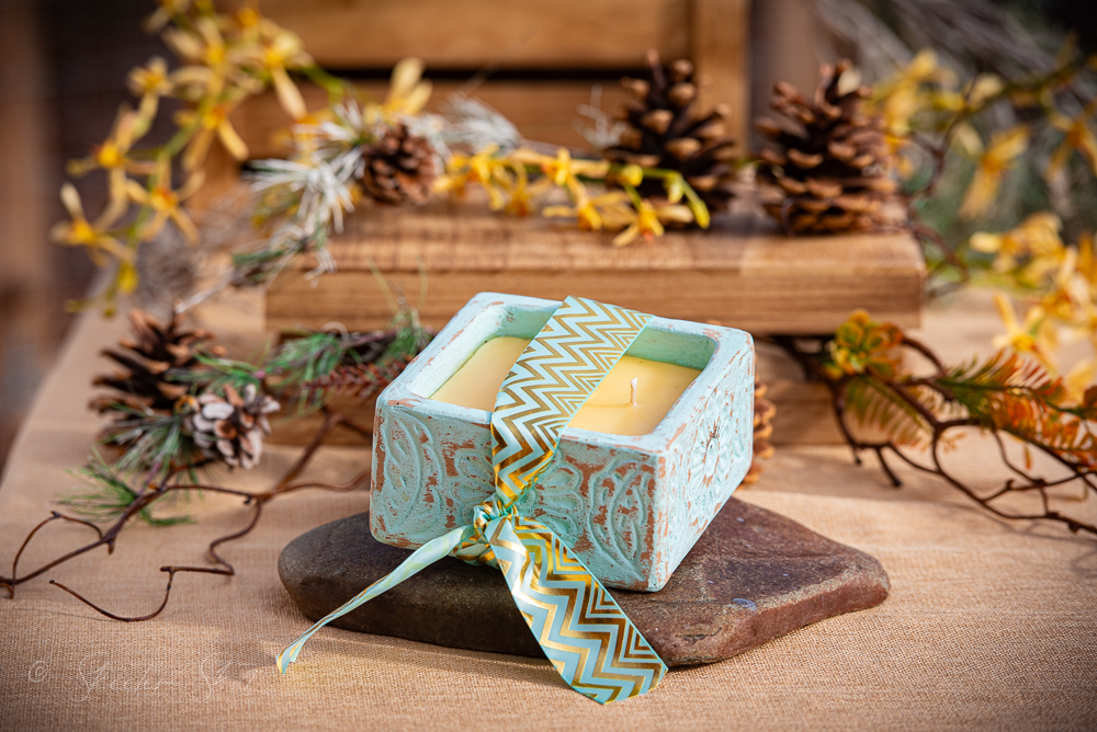 Mosquito Repelling Candles Ceramic Square Turquoise Embossed Bergamont/Ylang Ylang - Image 4