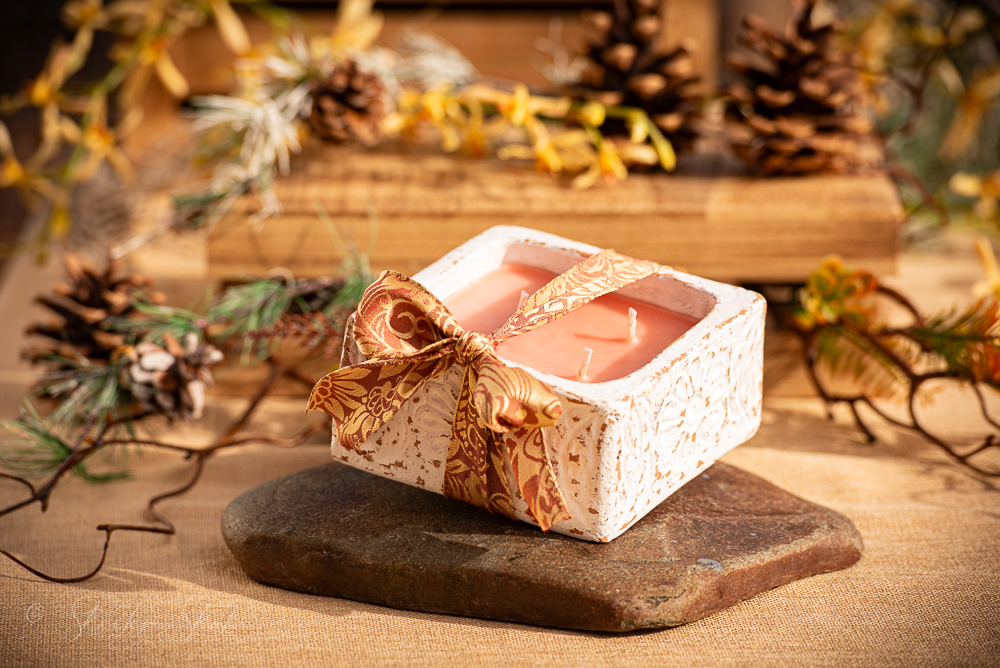 Mosquito Repelling Candles Ceramic Square White Embossed Bergamont/Lavender - Image 1