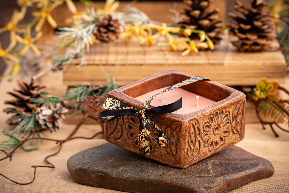 Mosquito Repelling Candles Ceramic Square Brown Embossed Bergamont/Lavender - Image 1
