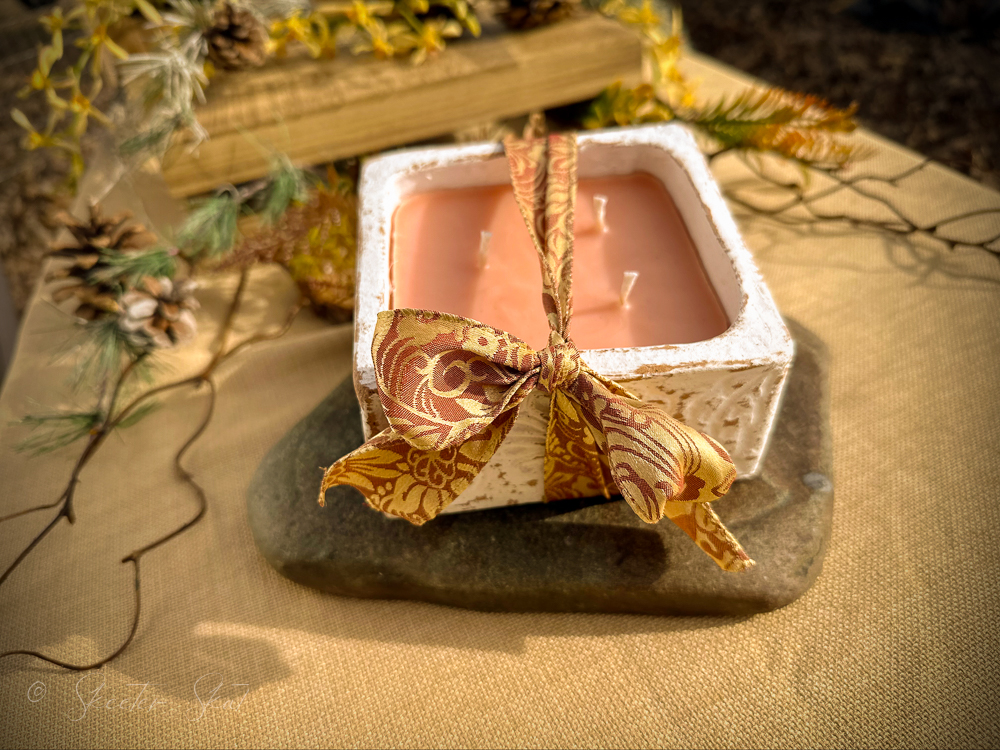 Mosquito Repelling Candles Ceramic Square White Embossed Bergamont/Lavender - Image 2